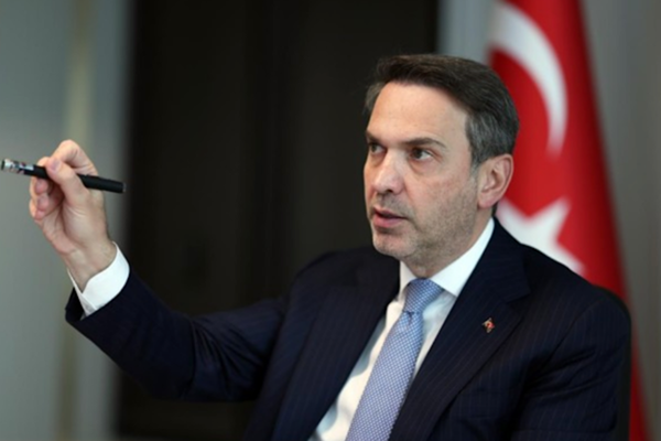 Bayraktar: Yenilenebilir enerjide 2035 hedefi güçleniyor