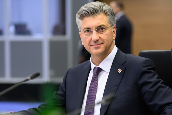 Plenkovic, Bosna-Hersek Bakanlar Kurulu Başkanı Kristo ile görüştü