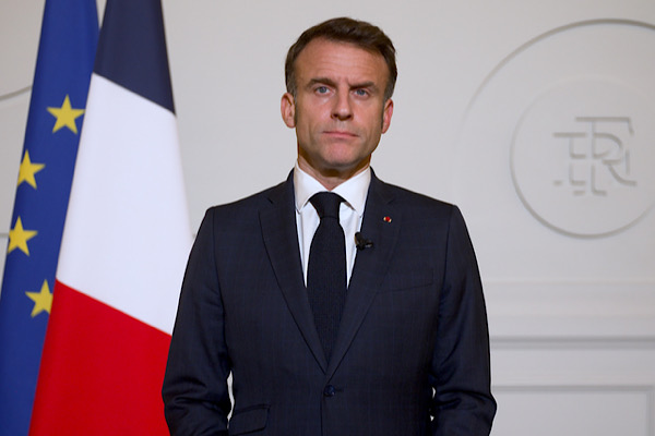 Macron: NATO içinde daha güçlü bir Avrupa’yı yeniden teyit edeceğiz