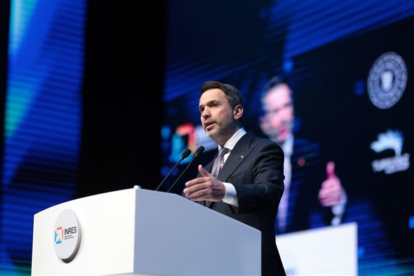 Bayraktar: Sıfır Atık vizyonunu Londra’da anlattık