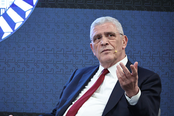 Dervişoğlu: Siyasi satranç oyununa başladıklarını düşünüyorum